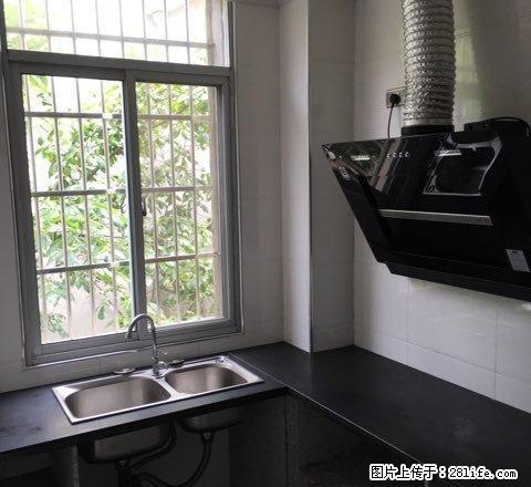 六层六楼带阳台，精装修，家电家具齐全，拎包入住 - 房屋出租 - 房屋租售 - 那曲分类信息 - 那曲28生活网 nq.28life.net